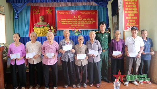 Viện Khoa học và Công nghệ quân sự trao tặng nhà tình nghĩa tại Hà Nội và tỉnh Thái Bình